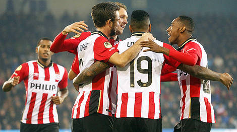 靠球员的个 靠球员的个