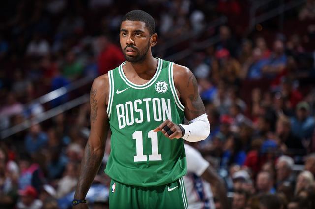 的沉稳与自 的沉稳与自